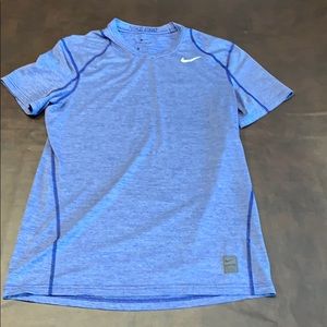 nike pro T-shirt